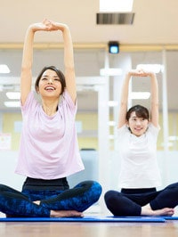 ヨガ女性